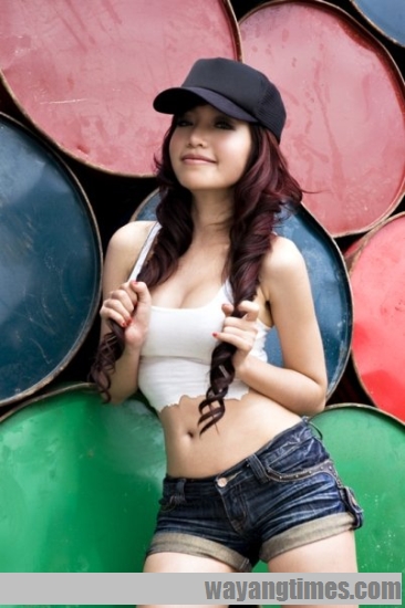 pretty-vietnamese-Elly-Tran-Ha 354.jpg