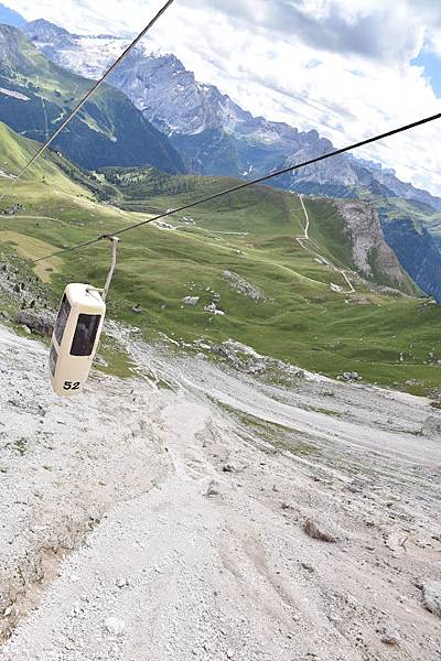 【2023 義大利】0806 Sella Pass 站立棺材