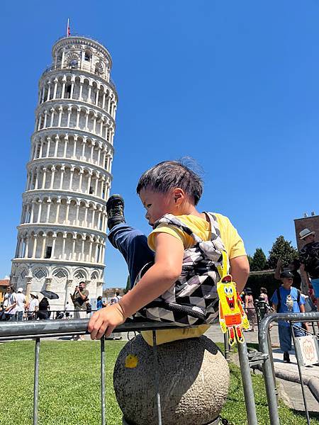 【2023 義大利】0814 Pisa 人擠人的比薩斜塔