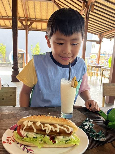 【2024 星馬峇里島】0726 Ulun Danu Ber 【2024 星馬峇里島】0726 Ulun Danu Ber