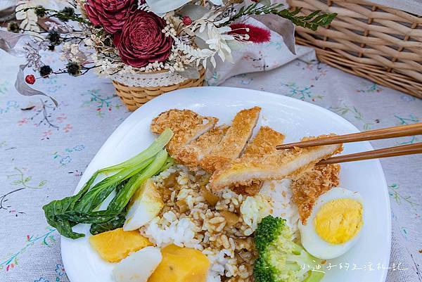 3爪哇咖哩炸豬排飯(薄片) (4)