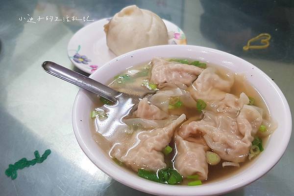 [食記] 台中。第二市場鄭氏肉包餛飩湯。向上美食