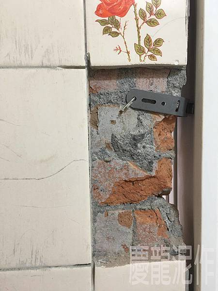 換浴室門框多少錢 3.jpg 換浴室門框多少錢 3.jpg