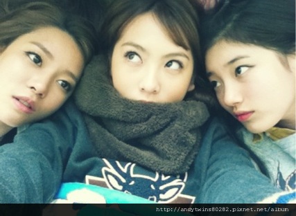 woori jiyoung suzy.jpg