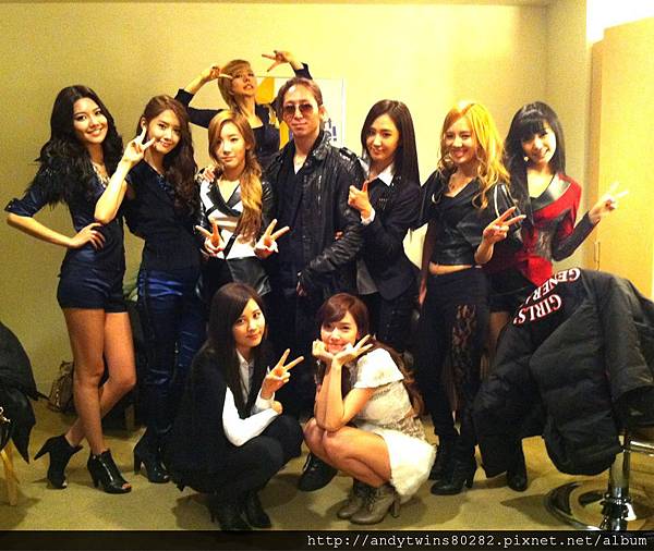 snsd live with kelly (1).jpg