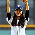 f(x) Krystal Opening Pitch (11)