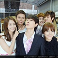 snsd yoona and sooyoung with smtown artists