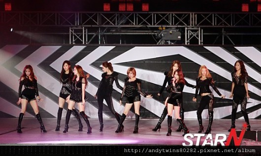 snsd smtown concert in seoul august 2012 (45)