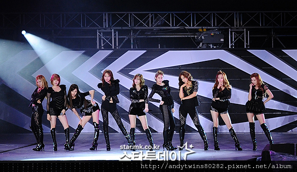 snsd smtown concert seoul performance pictures (16)