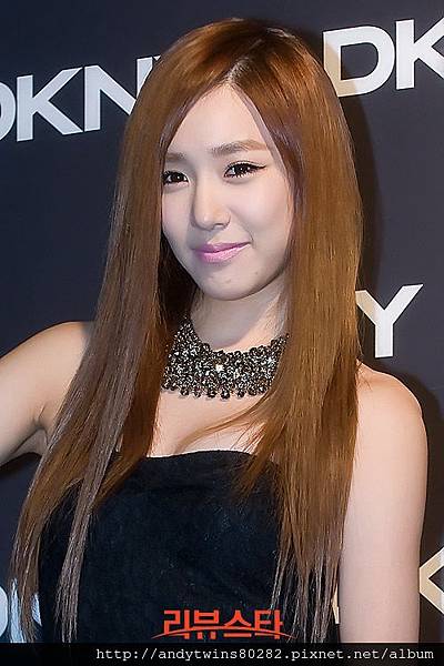 snsd tiffany dkny 2012 autumn winter collection event (25)