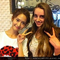 snsd yoona with foreign model