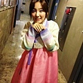 snsd taeyeon wearing hanbok 2012 (3)