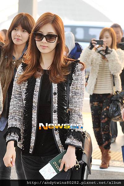 snsd to singapore (124)