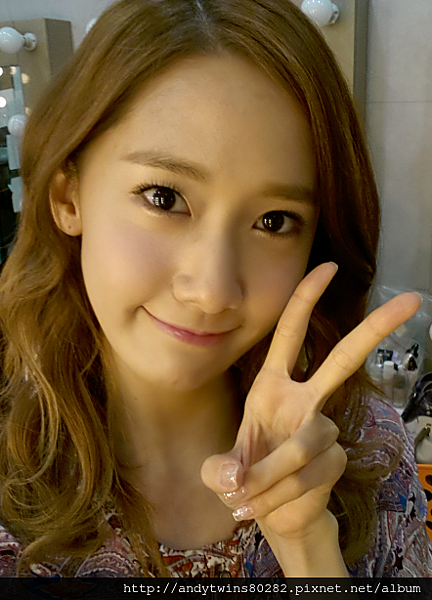 snsd yoona cute selca picture