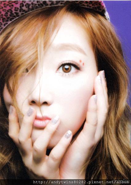 taeyeon snsd i got a boy album scan