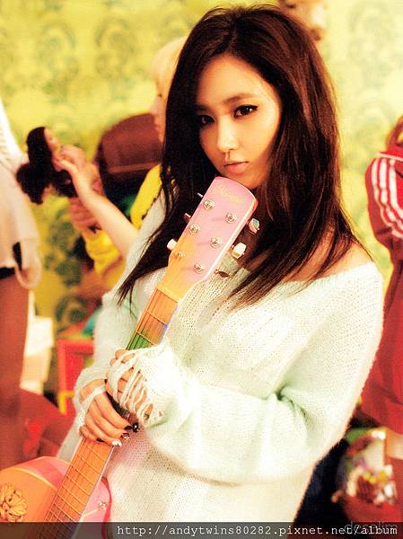 yuri snsd i got a boy album scan