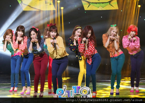 少女時代在inkigayo人氣歌謠演出 I Got A Boy 和 Dancing Queen 雪花台湾 少女時代在inkigayo人氣歌謠演出 I Got A Boy 和 Dancing Queen 雪花台湾