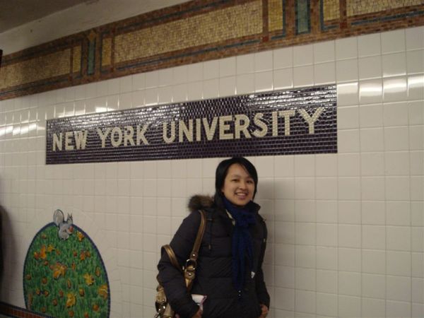 紐約大學地鐵站