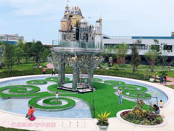 宜蘭新景點 赫蒂法莊園空中城堡 啟動試營運開放入園 預計五月底正式開園 網美必拍景點 怎麼拍都美 太美了 行思問路 宜蘭新景點 赫蒂法莊園空中城堡 啟動試營運開放入園 預計五月底正式開園 網美必拍景點 怎麼拍都美 太美了 行思問路