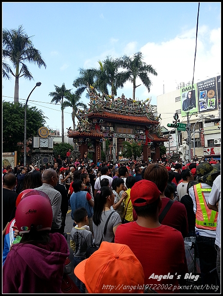 20121104Temple03