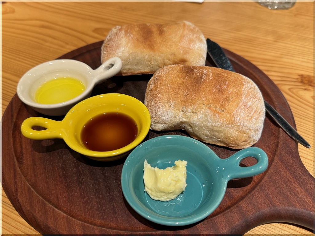 《台北。食記》ConfitRemi 黑米義式餐廳 X 漫步 