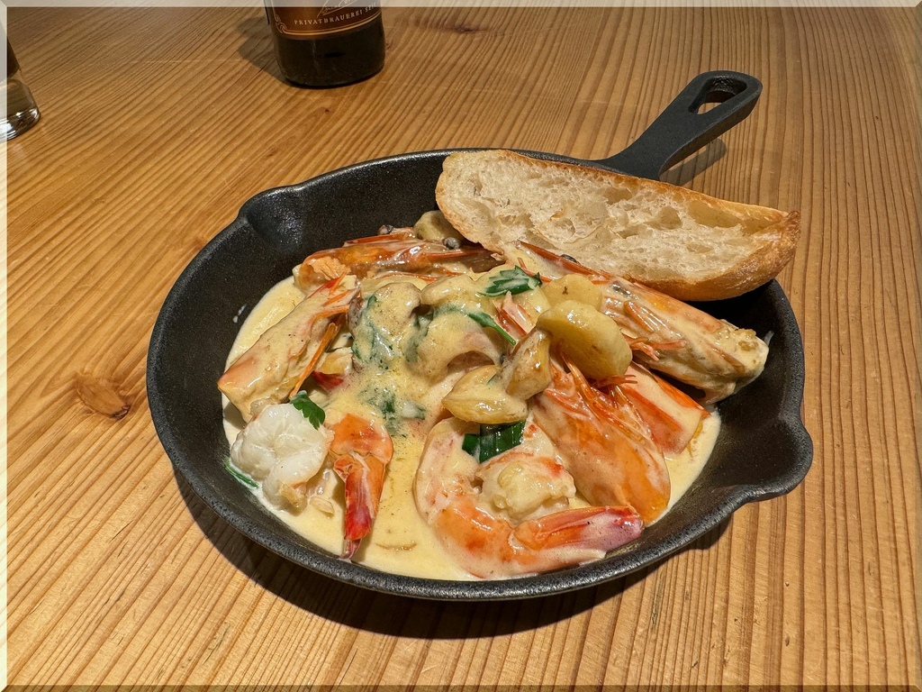 《台北。食記》ConfitRemi 黑米義式餐廳 X 漫步 