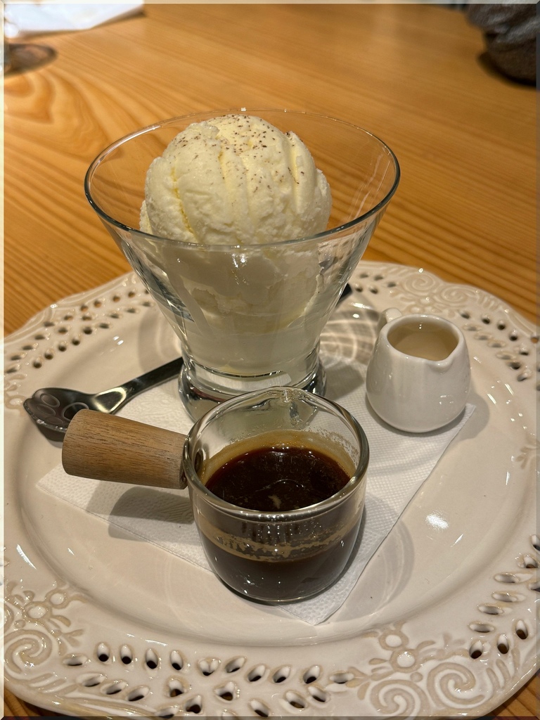 《台北。食記》ConfitRemi 黑米義式餐廳 X 漫步 