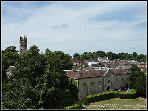 2-Warwick053.jpg