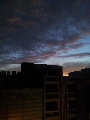 Ｉｎ彰化　早晨４：５２的天空