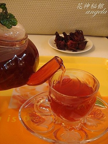 柠檬茶玫瑰花茶的功效_柠檬玫瑰花茶_柠檬玫瑰花茶有什么作用