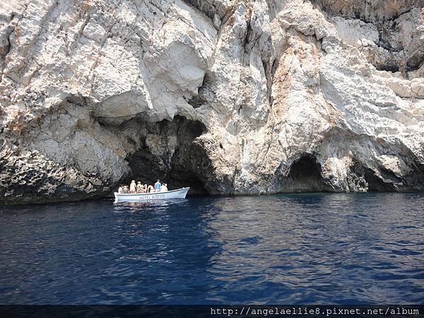 Blue Cave samll boat