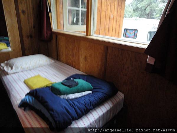 Denali Mountain Morning  Hostel and Cabins