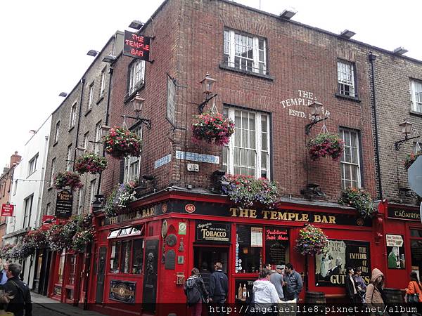 08826Temple Bar.JPG