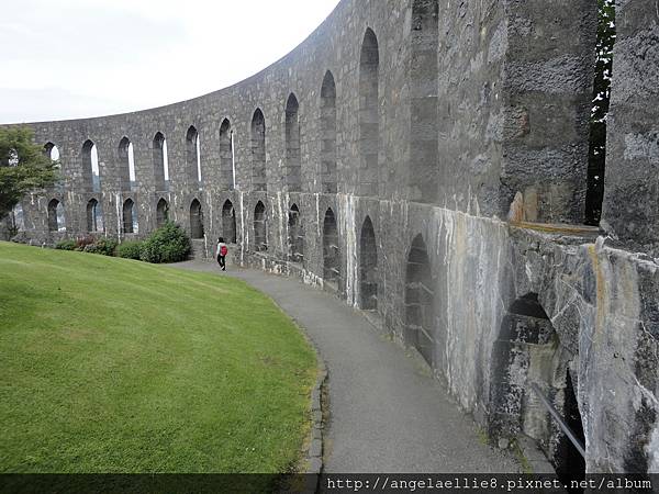 Oban McCaig Tower