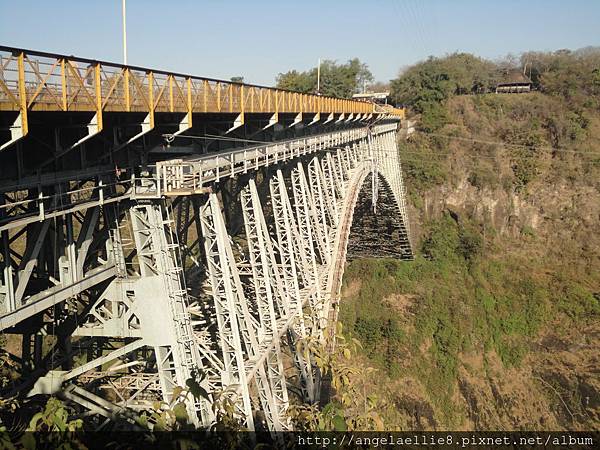 The Historic Bridge Tour