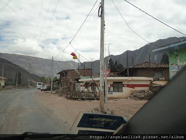 on the way to Ollantaytambo