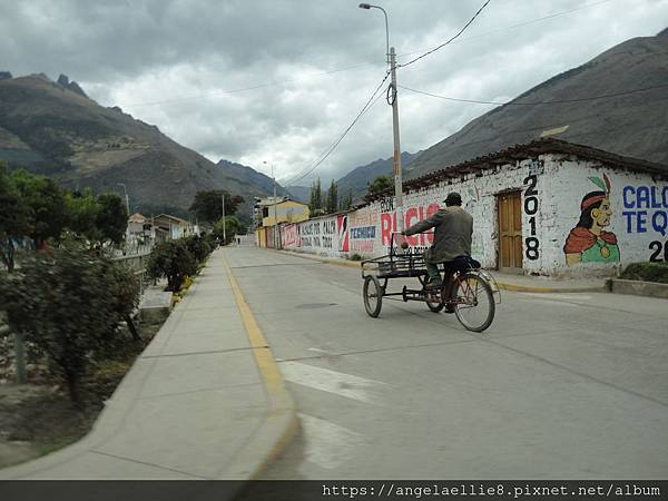 on the way to Ollantaytambo