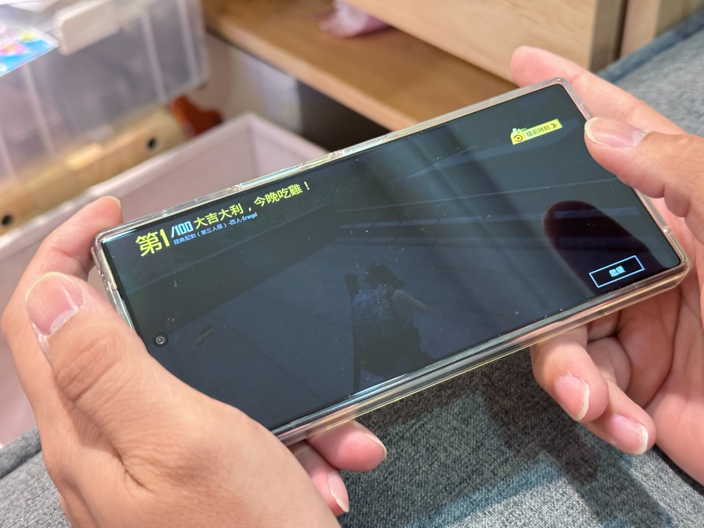 誰說拍照一定要單眼?艾倫新歡。SHARP AQUOS R9 