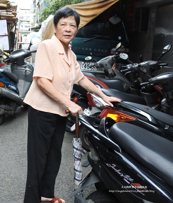 板橋雨傘 紳士傘 健行傘 雨傘家族 健行傘 父親節送禮  長輩送禮7