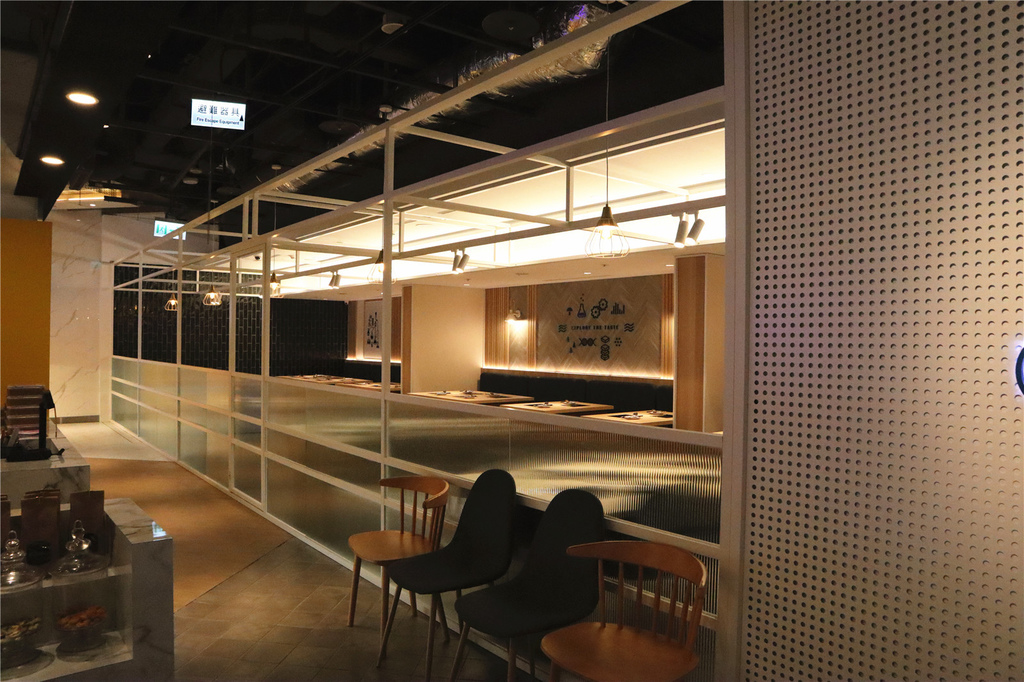 石研室 石頭火鍋 - 微風南山店17.jpg 石研室 石頭火鍋 - 微風南山店17.jpg