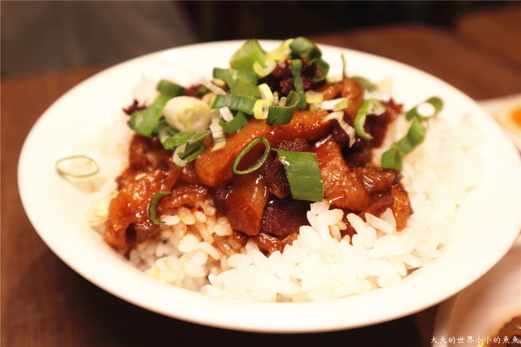 南龍麵屋  松德店 麻辣牛肉麵 麻辣滷肉飯71