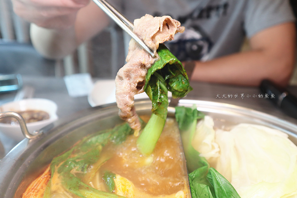 闊佬shabu shabu　無骨牛小排套餐+精選海鮮套餐