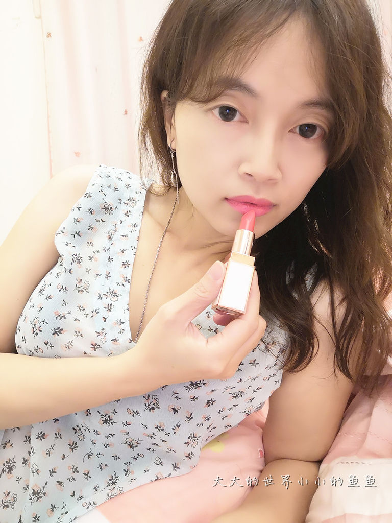 VIVALUZ 完美特色絲絨唇膏12 VIVALUZ 完美特色絲絨唇膏12