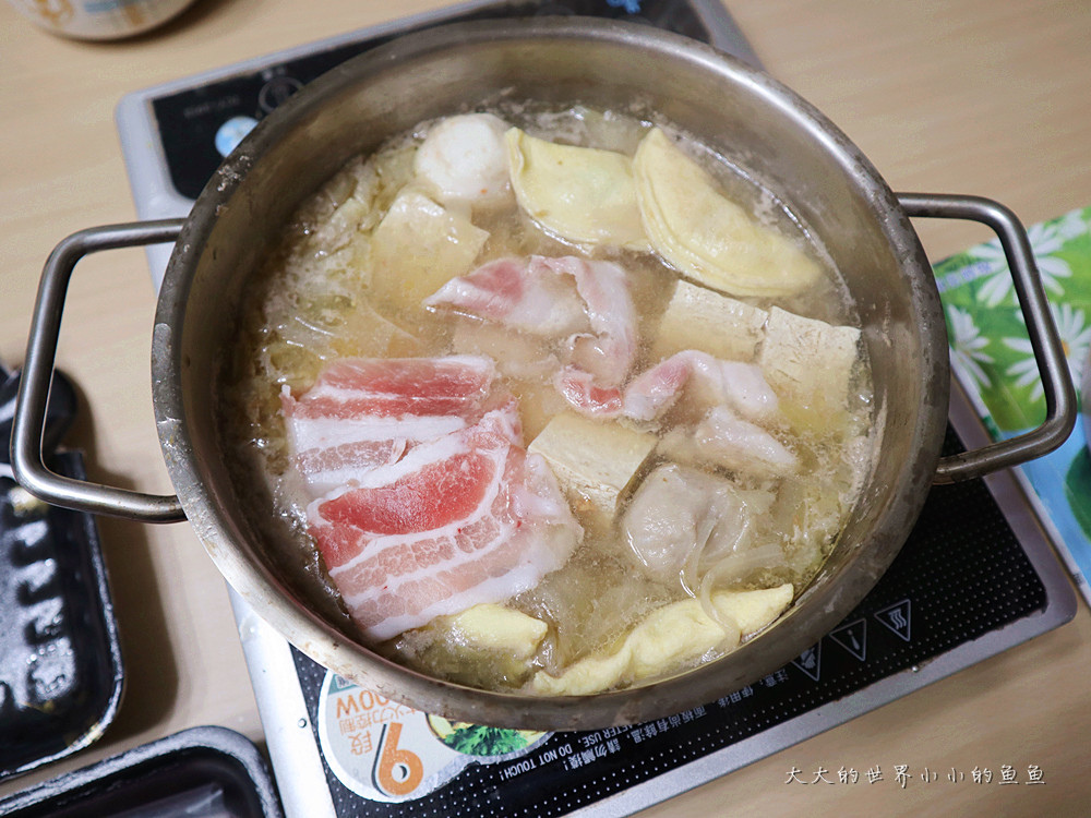 西門美食 雅香石頭火鍋冷凍宅配11