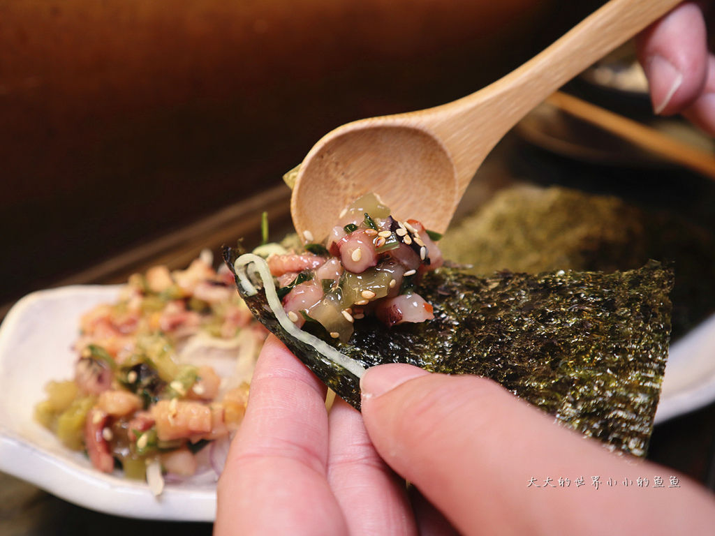 狸小路Tanukikoji巷弄居酒屋 海膽干貝漢堡、松露牛小排溫泉蛋、匈牙利鵝肝握壽司3