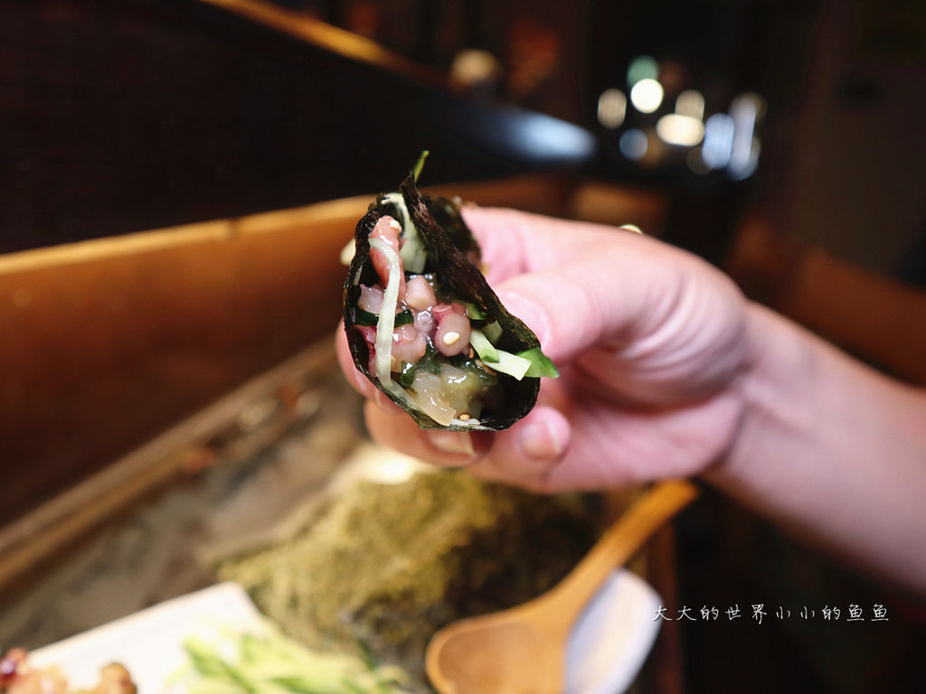 狸小路Tanukikoji巷弄居酒屋 海膽干貝漢堡、松露牛小排溫泉蛋、匈牙利鵝肝握壽司5