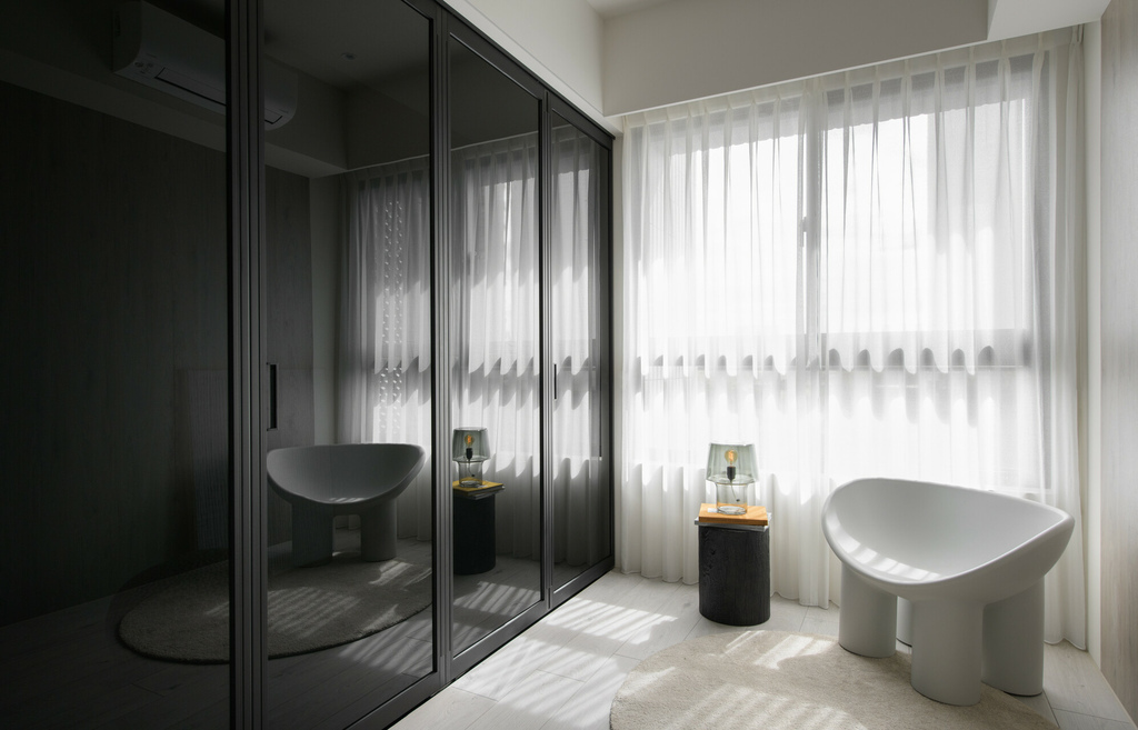 /tmp/phph5Rh93 /tmp/phph5Rh93