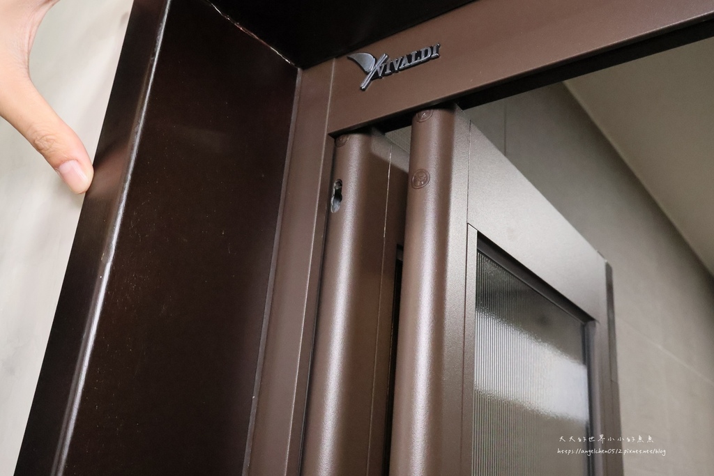 /tmp/phps64WKf /tmp/phps64WKf