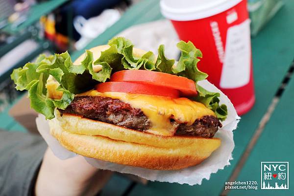 招牌Shack Burger.jpg