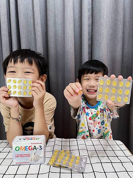 小孩的最愛~挪威北極熊兒童魚油 試用